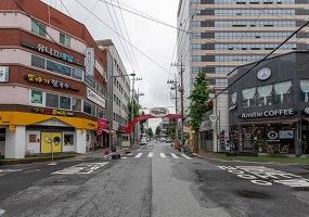 Seonhwa-dong Specialty Food Street4