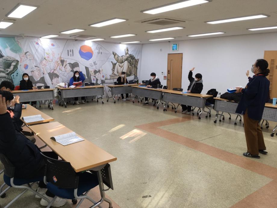 역사 인물 족보에서 진로 찾기 교육 운영 이미지