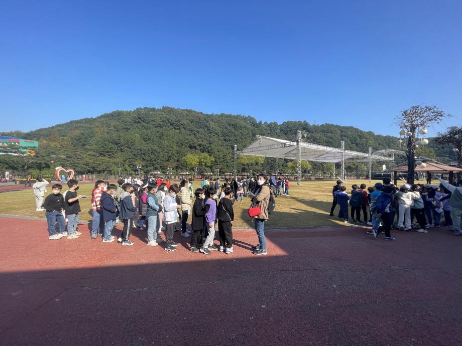 대전 샘머리초등학교 이미지