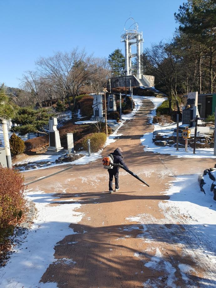 12. 24. 크리스마스 대비 3차 제설작업 이미지