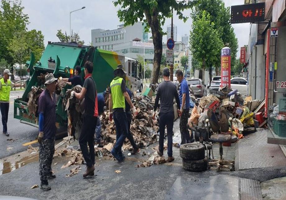 부사동 폭우피해 현장복구 실시 이미지