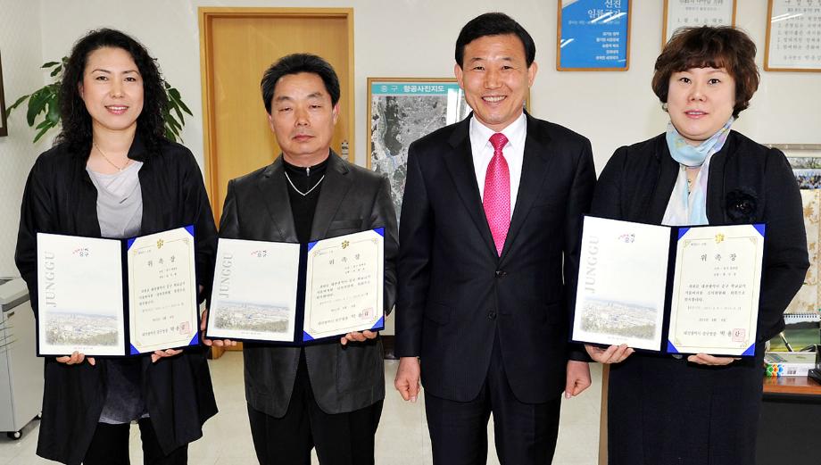 학교급식식품비지원심의위원회 신규위원위촉 이미지