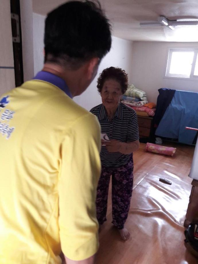 추석맞이 1담당 1세대 결연 방문 위문...... 이미지