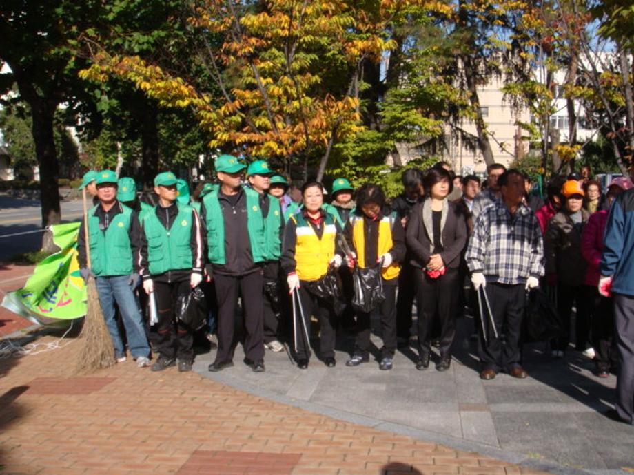 행락철 맞이 대청소 실시 이미지