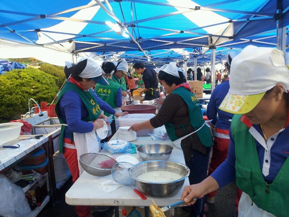 2013 효뿌리 문화축제 부녀회 먹거리장터 이미지