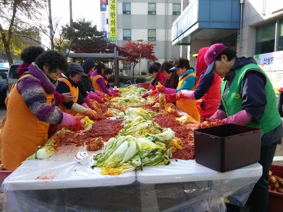 새마을부녀회 사랑의 김장나누기 행사 이미지