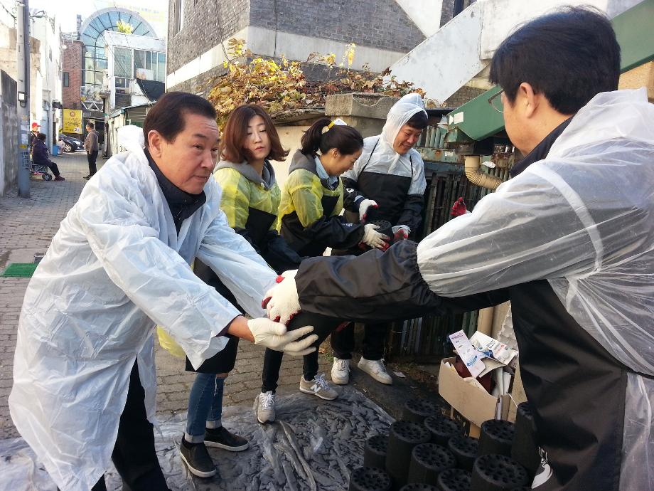 온(溫)세상 연탄나눔 봉사활동 이미지