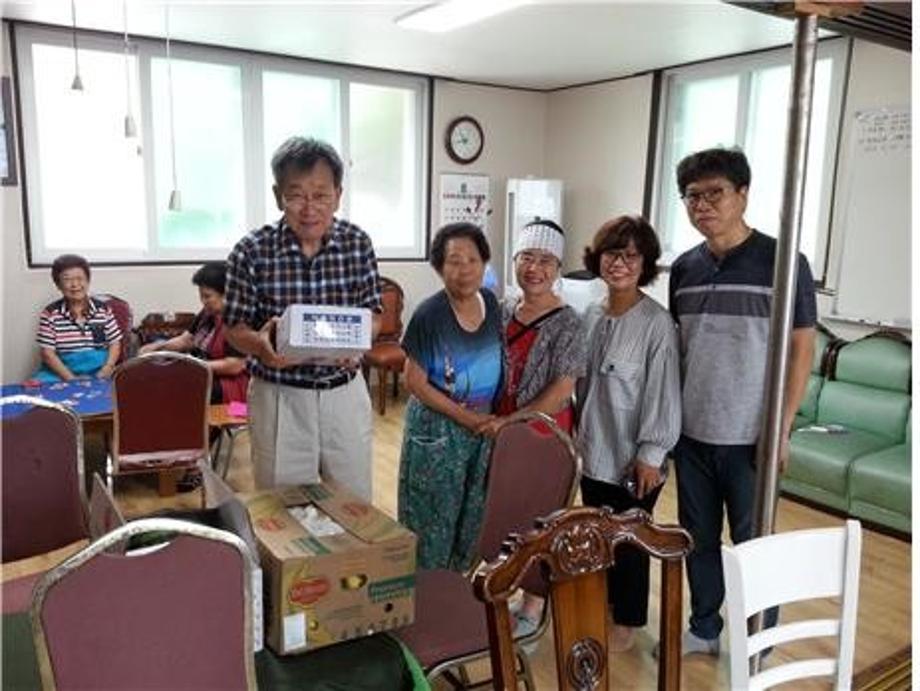태평1동 통장협의회, 경로당 어르신 간식 제공 이미지