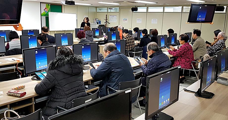 중구 정보화 실버봉사대 운영자 교육 이미지