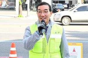 주민과 함께 클린동행(으능정이 스카이로드)
